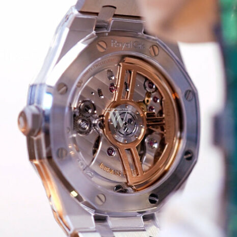 AP0344_15510ST.OO_.1320ST.04_AudemarsPiguet_Khaki_green_dial_005