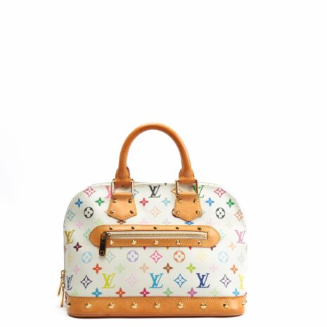 Gucci_3665_bdec9e61-0cba-4b5f-b112-851ae12c14bc