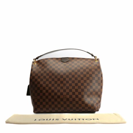 Prada_3989-2_06444191-7f4e-4a7c-ad50-5cc607e3494c