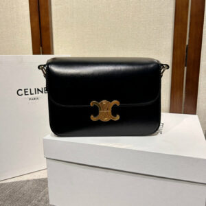 R F W - Chanel Bags - 586