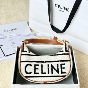 R F W - Chanel Bags - 2277