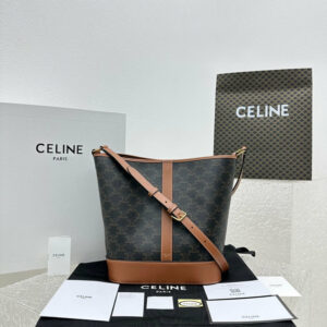 R F W - Chanel Bags - 429