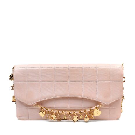 12358ChanelBlushLambskinwGCharms_9_700_3