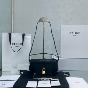 R F W - Chanel Bags - 2441