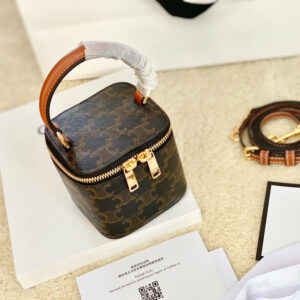 R F W - Chanel Bags - 1291