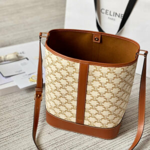R F W - Chanel Bags - 523