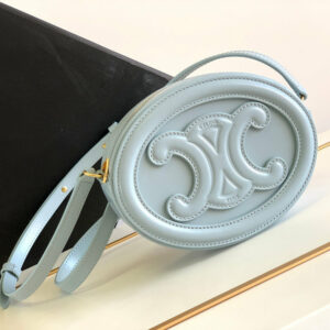 R F W - Chanel Bags - 1100
