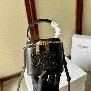 R F W - Chanel Bags - 508