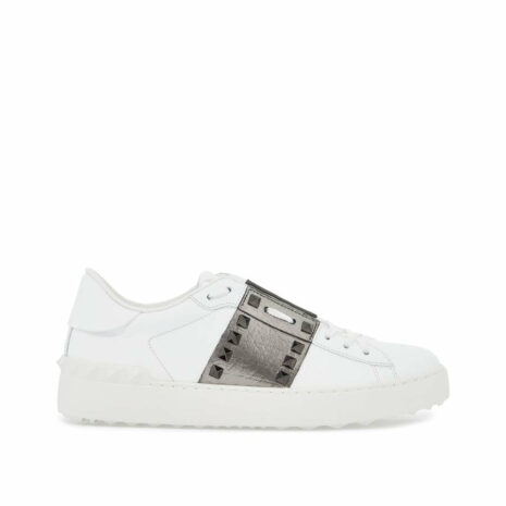 Rockstud Untitled Sneaker 0