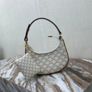 R F W - Chanel Bags - 896