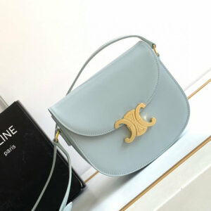 R F W - Chanel Bags - 537