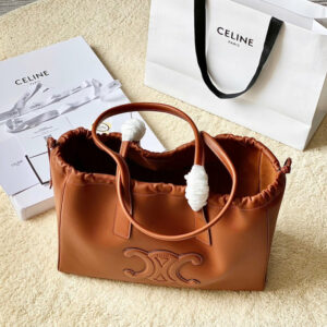 R F W - Chanel Bags - 2256