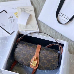 R F W - Chanel Bags - 385