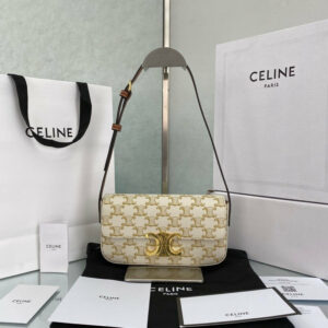 R F W - Chanel Bags - 2447