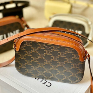 R F W - Chanel Bags - 618
