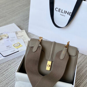 R F W - Chanel Bags - 1000