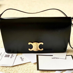 R F W - Chanel Bags - 1060
