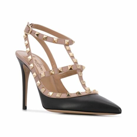 Rockstud Leather Pumps 3