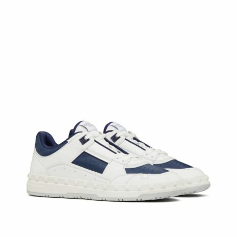 Rockstud Sneakers 5