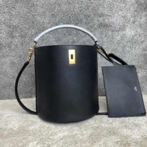 R F W - Chanel Bags - 2626