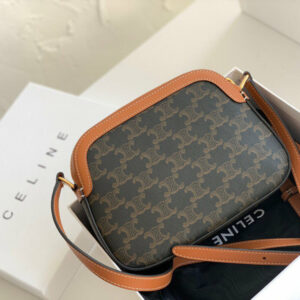 R F W - Chanel Bags - 608