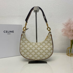 R F W - Chanel Bags - 1671