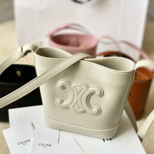 R F W - Chanel Bags - 194