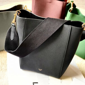R F W - Chanel Bags - 1066