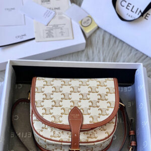 R F W - Chanel Bags - 1526