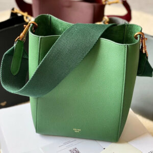 R F W - Chanel Bags - 1061