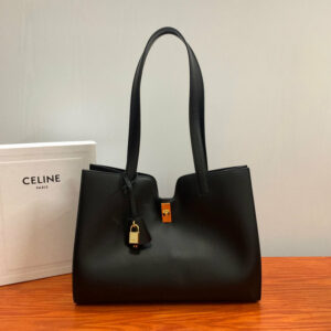 R F W - Chanel Bags - 400