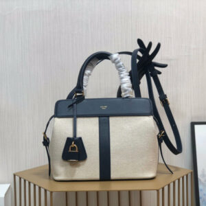 R F W - Chanel Bags - 2553