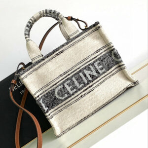 R F W - Chanel Bags - 080