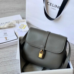 R F W - Chanel Bags - 1067