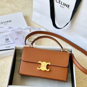 R F W - Chanel Bags - 1044