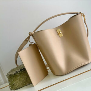 R F W - Chanel Bags - 2251