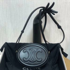 R F W - Chanel Bags - 2376
