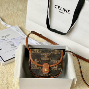 R F W - Chanel Bags - 1092