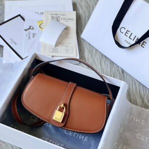 R F W - Chanel Bags - 388