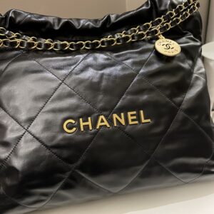 Chanel 22 Medium Black Calfskin