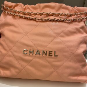 Chanel 22 Medium  Orange Claire Caviar