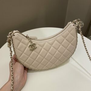 Chanel 23P Quilted Chain Around Hobo Bag Beige Lambskin