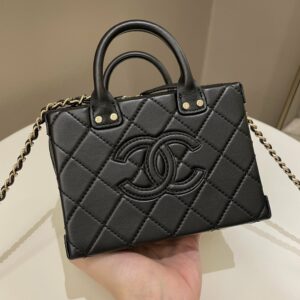 Chanel 22B Cc Handle New Vanity Case Black Calf