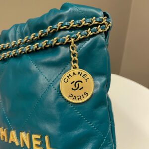 Chanel 22 Mini Emerald Green Calfskin
