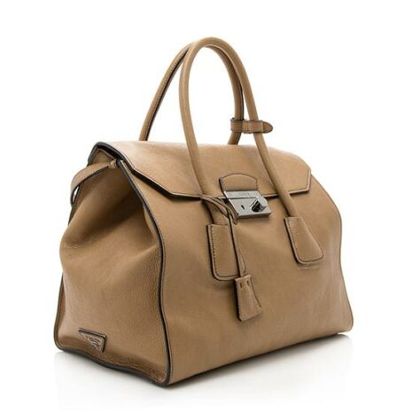 Prada-Glace-Calf-Twin-Large-Pocket-Tote_105148_right_angle_0_parent_ba7a7511-ea03-480b-a6f3-597c701ec22b