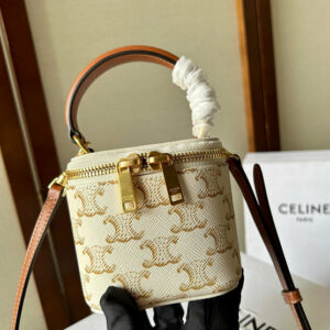 R F W - Chanel Bags - 498
