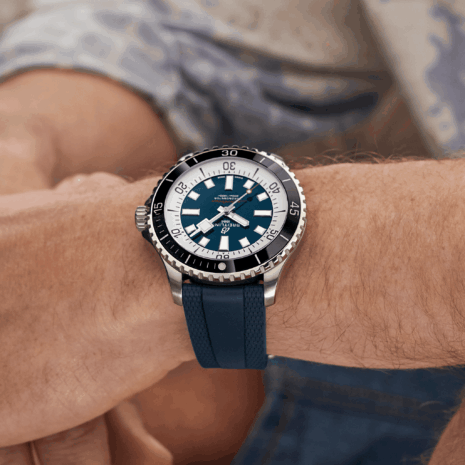 a17376211c1s1-superocean-automatic-44-on-wrist-2