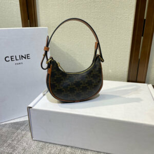 R F W - Chanel Bags - 1277