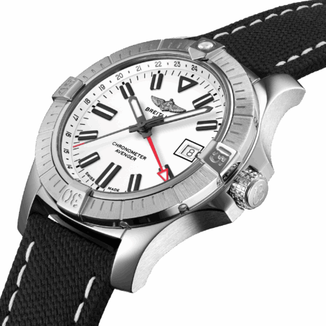a32397101a1x1-avenger-automatic-gmt-43-three-quarter