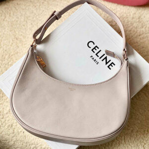 R F W - Chanel Bags - 376